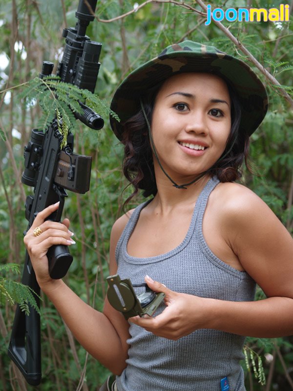 Teen Asian Commando Joon Shows Lovely Cameltoe In Jungle Joon Mali